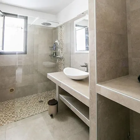 T3 Calme Ensoleille Parking Prive Sartène