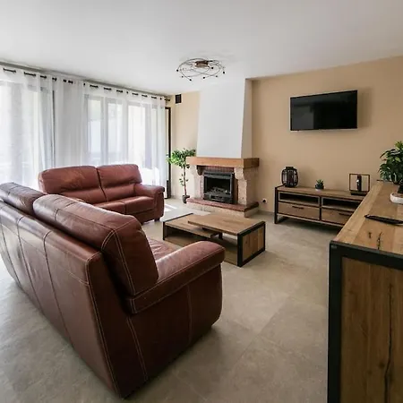 Apartment T3 Calme Ensoleille Parking Prive